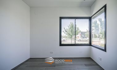 Casa en venta en  Barrio San Felipe Canning