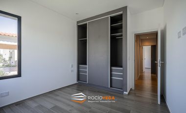 Casa en venta en  Barrio San Felipe Canning