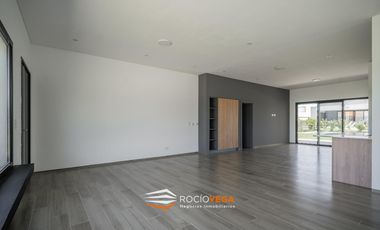 Casa en venta en  Barrio San Felipe Canning