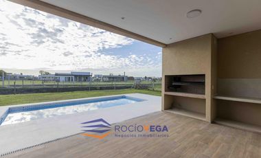 Casa en venta en  Barrio San Felipe Canning