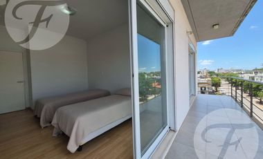 Alquiler en San Pedro - Amplio, Moderno y Luminoso 3 Ambientes con Balcón al Frente