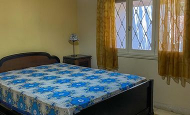Chalet Familiar con Amplio Jardín en Colinas de Peralta Ramos