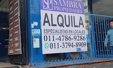 Local con 8 mts. de Vidriera sobre Avenida Corrientes 1800. Zona Teatros y de Gastronomia