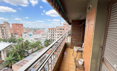 Amplio departamento de 3 dormitorios   dependencia en Virgen de la Merced al 200, Barrio Norte