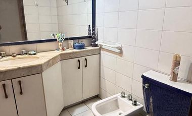 Amplio departamento de 3 dormitorios   dependencia en Virgen de la Merced al 200, Barrio Norte