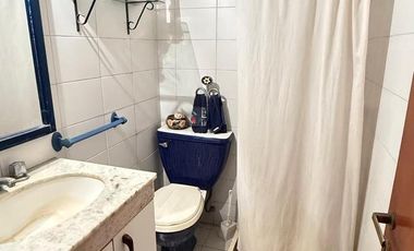 Amplio departamento de 3 dormitorios   dependencia en Virgen de la Merced al 200, Barrio Norte