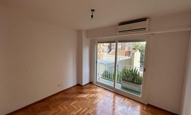 Departamento 3 ambientes en alquiler en centro de Martinez con cochera