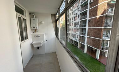 Departamento 3 ambientes en alquiler en centro de Martinez con cochera