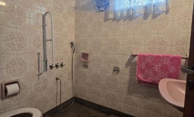 VENTA CASA MULTIFAMILIAR EN VILLA ADELINA