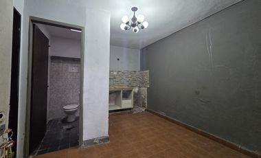 VENTA CASA MULTIFAMILIAR EN VILLA ADELINA