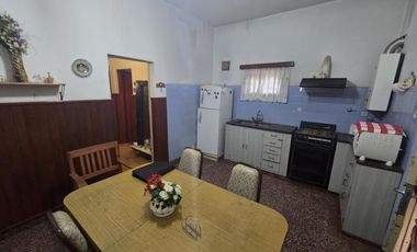 VENTA CASA MULTIFAMILIAR EN VILLA ADELINA