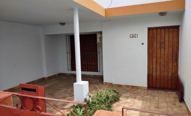VENTA CASA MULTIFAMILIAR EN VILLA ADELINA