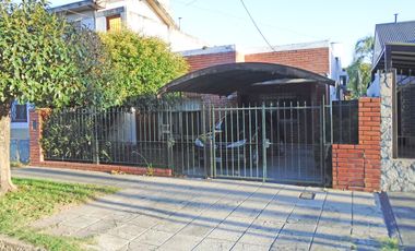 VENTA CASA 2 AMBIENTES EN CARAPACHAY