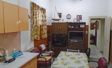 VENTA CASA 2 AMBIENTES EN CARAPACHAY