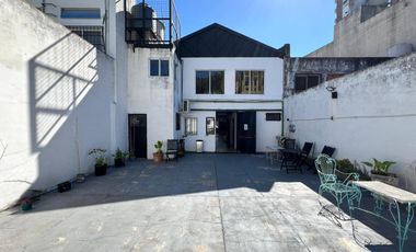 Excelente local con oficinas en alquiler, en Beccar.