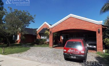 Casa - Campos De Echeverria