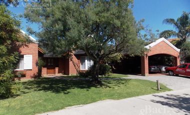 Casa - Campos De Echeverria