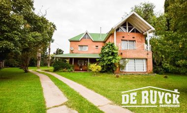 Casaquinta zona Cruce Varela