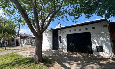 venta casa Rosario Barrio Belgrano 2 dormitorios amplio terreno