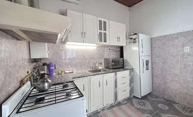venta casa Rosario Barrio Belgrano 2 dormitorios amplio terreno