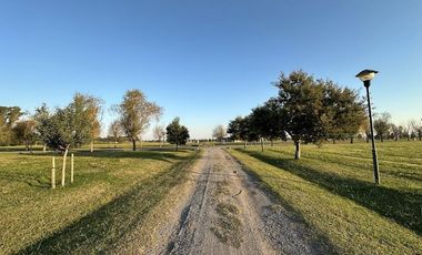 Terreno en El Mirador, muy buena ubicación a pasos del SPA