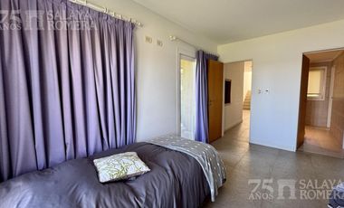 Casa Isla Santa Monica  5 Dormitorios  3 Pisos