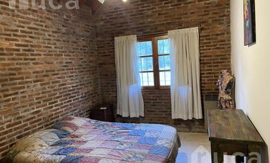 ALQ Abril-Noviembre | Confortable Casa con Jardin y Pileta en Barrio Altavista