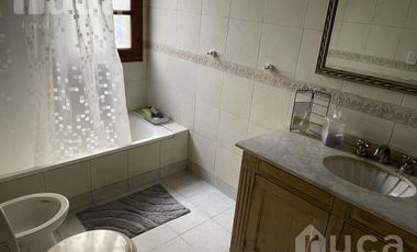 ALQ Abril-Noviembre | Confortable Casa con Jardin y Pileta en Barrio Altavista