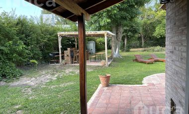 ALQ Abril-Noviembre | Confortable Casa con Jardin y Pileta en Barrio Altavista