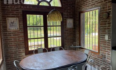 ALQ Abril-Noviembre | Confortable Casa con Jardin y Pileta en Barrio Altavista