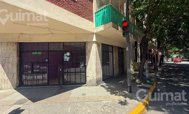 Local en EN ESQUINA, PASCO Y HUMERTO PRIMO.