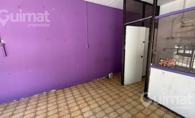 Local en EN ESQUINA, PASCO Y HUMERTO PRIMO.