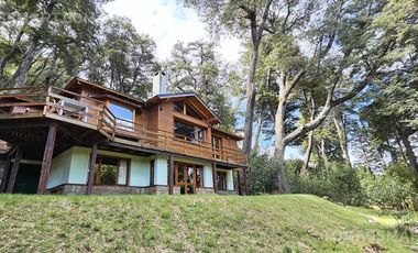Casa Vista al Lago Arelauquen Golf