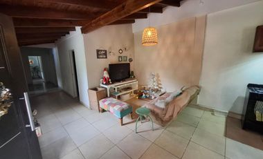 Venta de casa con pileta en General Rodriguez