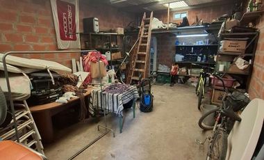 Venta de casa con pileta en General Rodriguez