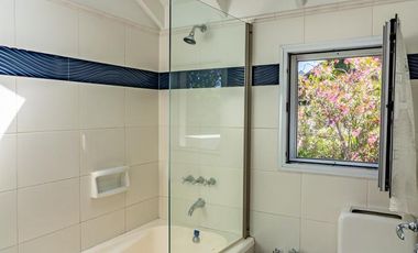 CHALET EN EXCELENTE UBICACION