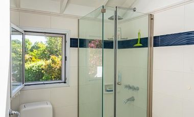 CHALET EN EXCELENTE UBICACION