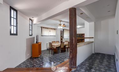 VENTA - Casa 3 dormitorios, con jardín y parrillero   local - Barrio, La Florida, Rosario.