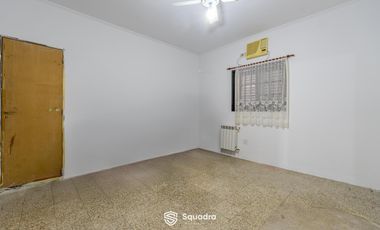 VENTA - Casa 3 dormitorios, con jardín y parrillero   local - Barrio, La Florida, Rosario.