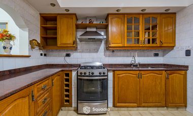 VENTA - Casa 3 dormitorios, con jardín y parrillero   local - Barrio, La Florida, Rosario.