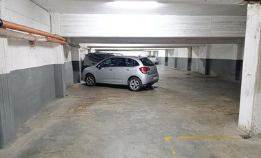 Departamento 2 Ambientes APTO CREDITO con 2 Cocheras y Baulera. VENTA-QUILMES