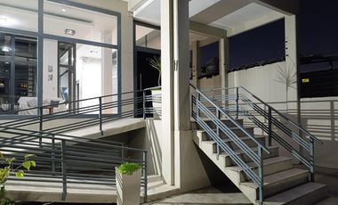 Departamento 2 Ambientes APTO CREDITO con 2 Cocheras y Baulera. VENTA-QUILMES