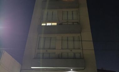 Departamento 2 Ambientes APTO CREDITO con 2 Cocheras y Baulera. VENTA-QUILMES