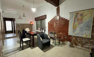 PH en 2 Plantas con Fondo y Cochera