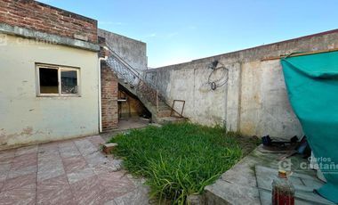 PH en 2 Plantas con Fondo y Cochera