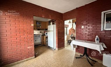 PH en 2 Plantas con Fondo y Cochera