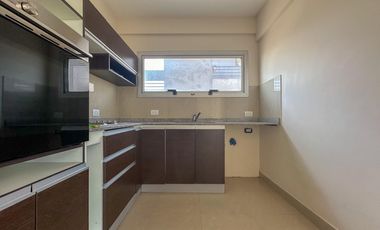 Departamento de 4 ambientes en Banfield Este con cochera y terraza propia