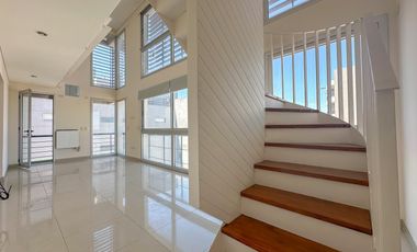 Departamento de 4 ambientes en Banfield Este con cochera y terraza propia