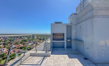 Departamento de 4 ambientes en Banfield Este con cochera y terraza propia