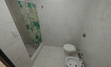 DEPARTAMENTO 2 AMB ALQUILER EN DERQUI 1660 1°E (LANUS OESTE)